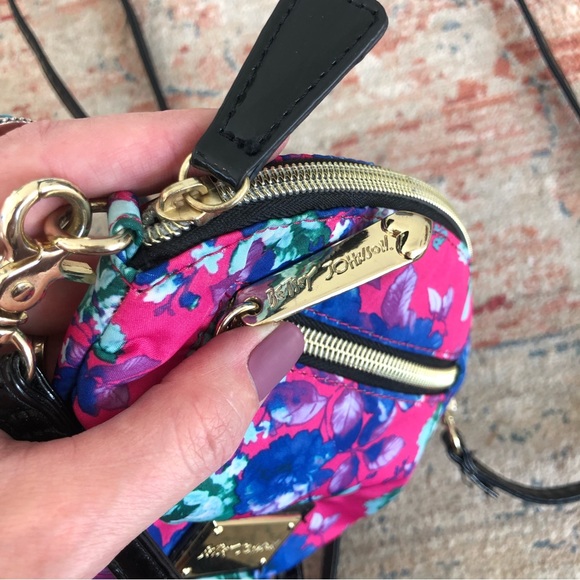 Betsey Johnson Crossbody Purse Pink bundle | diamonds | floral | pink - Picture 10 of 13